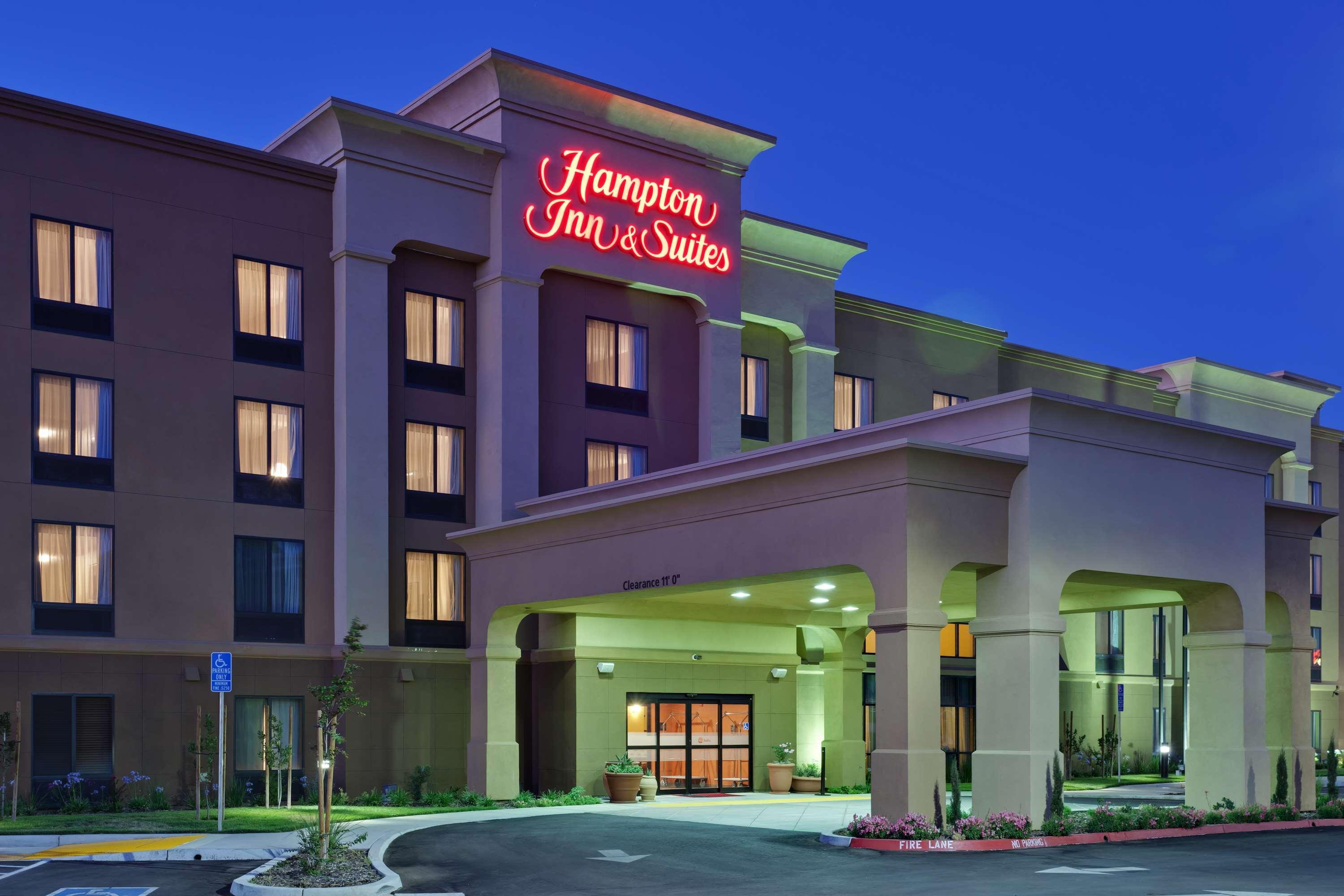 Hampton Inn & Suites Fresno - Northwest Herndon Luaran gambar