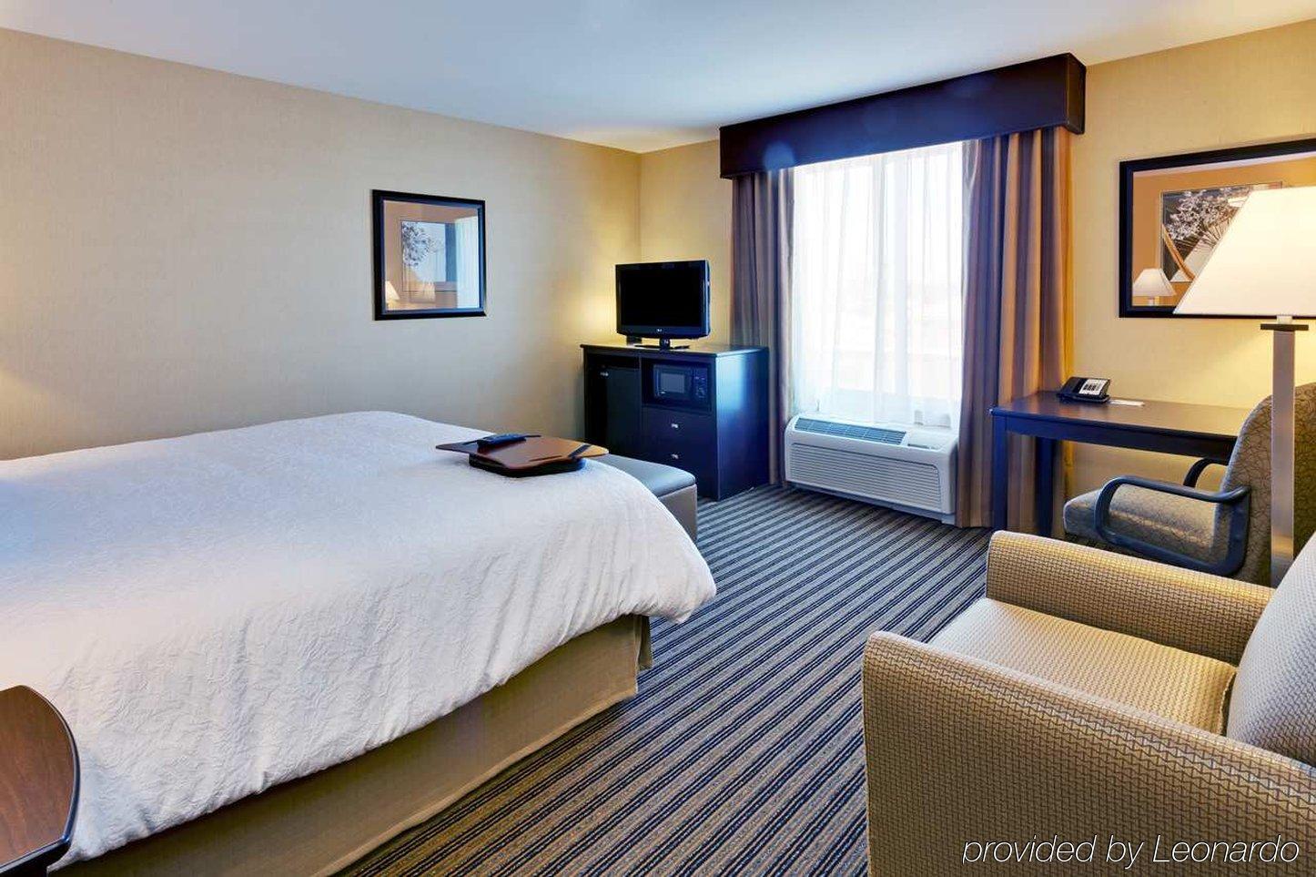 Hampton Inn & Suites Fresno - Northwest Herndon Bilik gambar