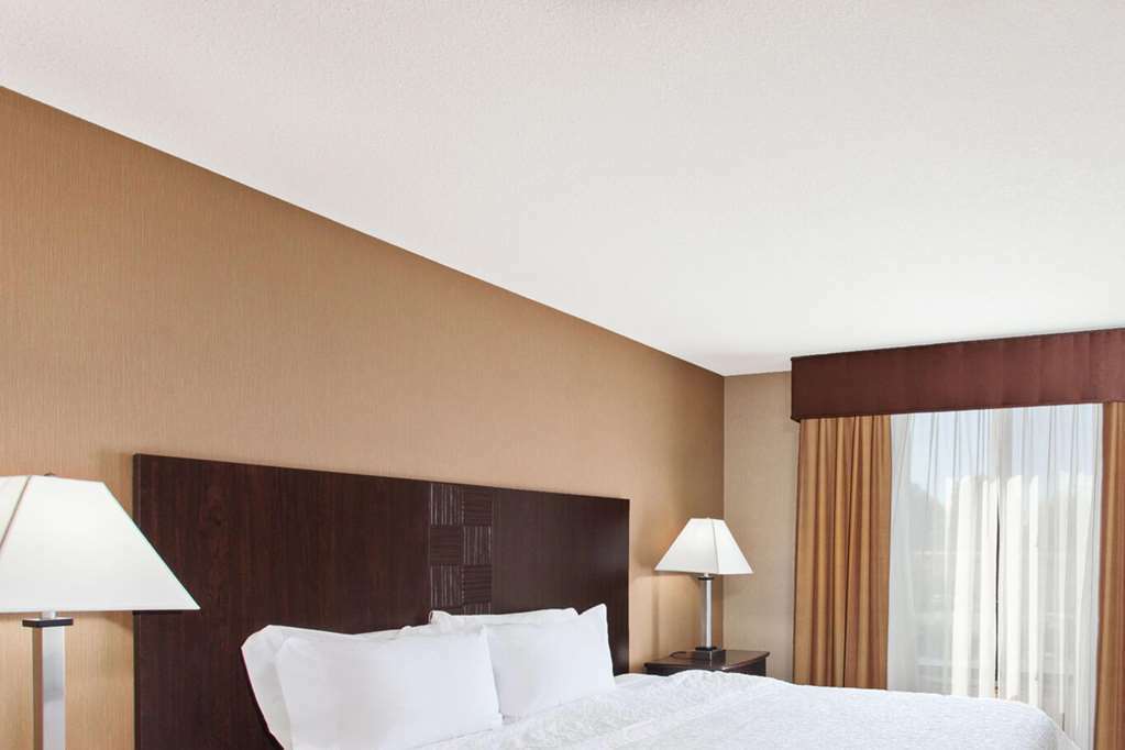 Hampton Inn & Suites Fresno - Northwest Herndon Bilik gambar